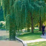 Western Premier Parkhotel Szálloda 4*