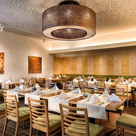 Hotell Western Premier Parkhotel 4*