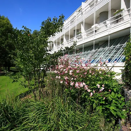 Western Premier Parkhotel 4*