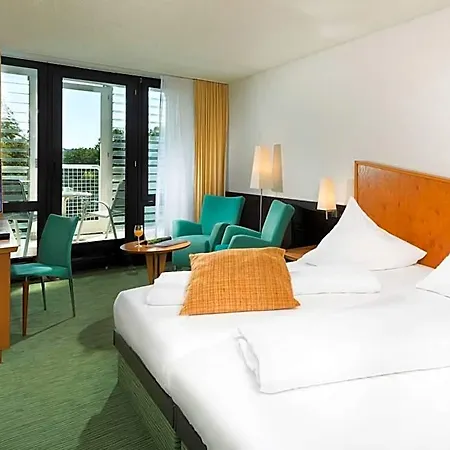 Western Premier Parkhotel 4*