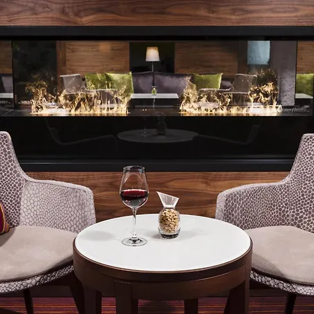 Western Premier Parkhotel Hotel 4*