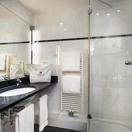 Western Premier Parkhotel Hotel 4*