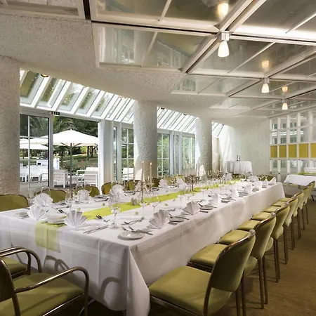 Western Premier Parkhotel Hotel