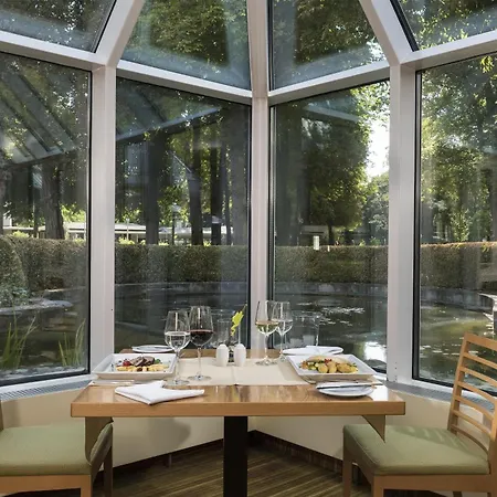 Hotel Western Premier Parkhotel 4*