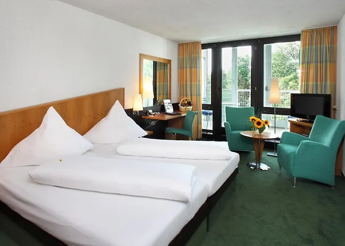 Western Premier Parkhotel 4*