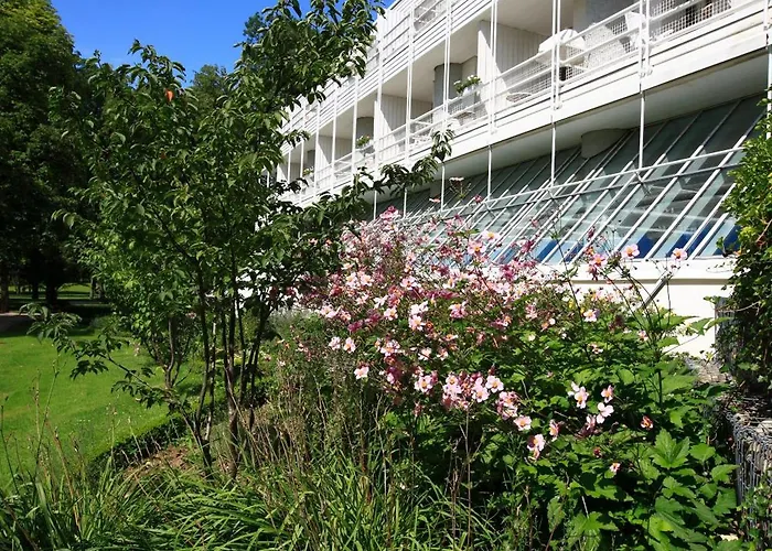 Western Premier Parkhotel 4*