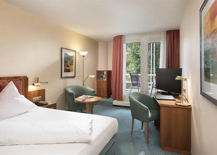 Western Premier Parkhotel Hotell 4*