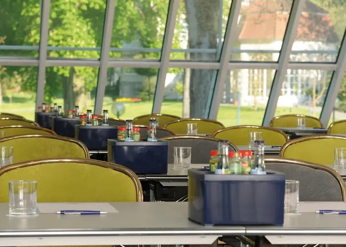 Western Premier Parkhotel Hotell 4*